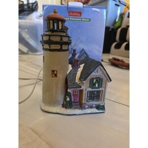 Holiday Lighted Porcelain Lighthouse Nantucket Dist. 8"x5-3/4"x3-1/2" Boxed